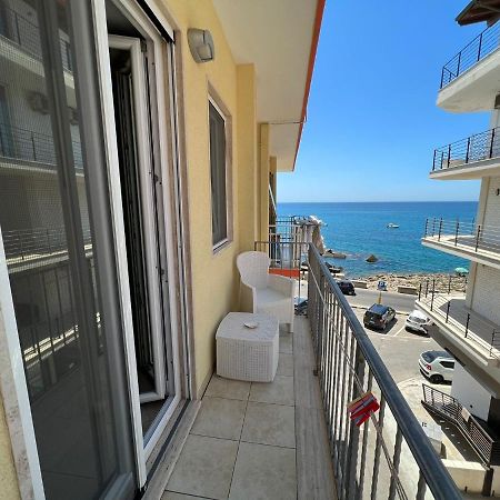 B&B Le Onde Del Mare กัลลีโปลี ภายนอก รูปภาพ