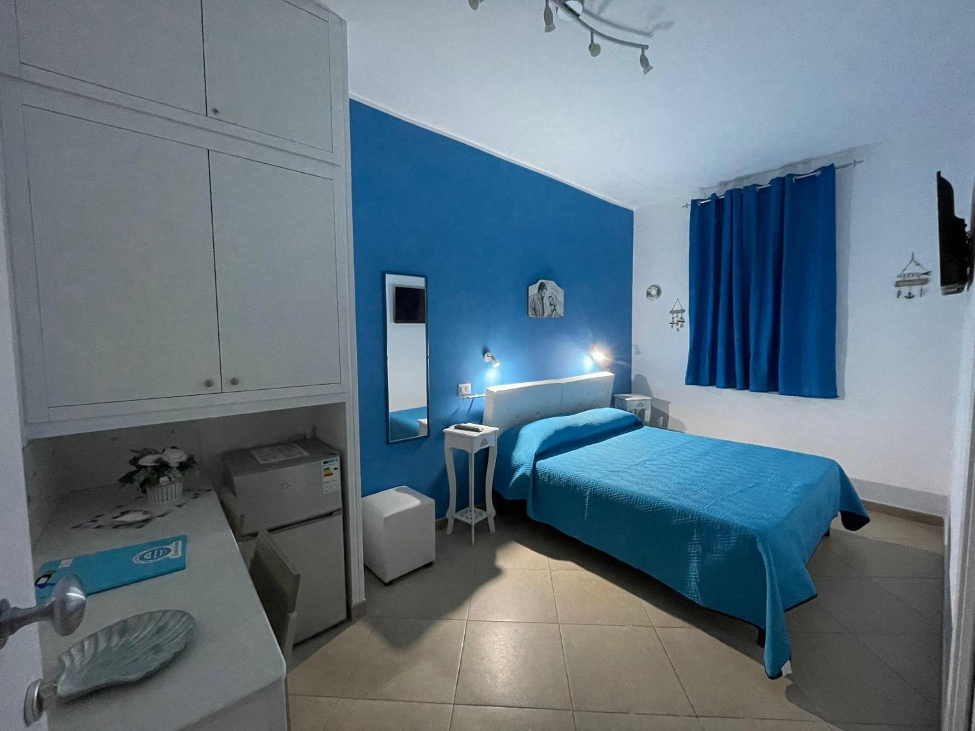 B&B Le Onde Del Mare กัลลีโปลี ภายนอก รูปภาพ